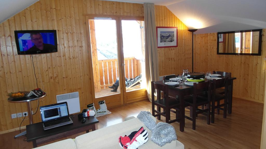 Residence Goelia Les Chalets Des Ecourts Saint-Jean-d'Arves Δωμάτιο φωτογραφία
